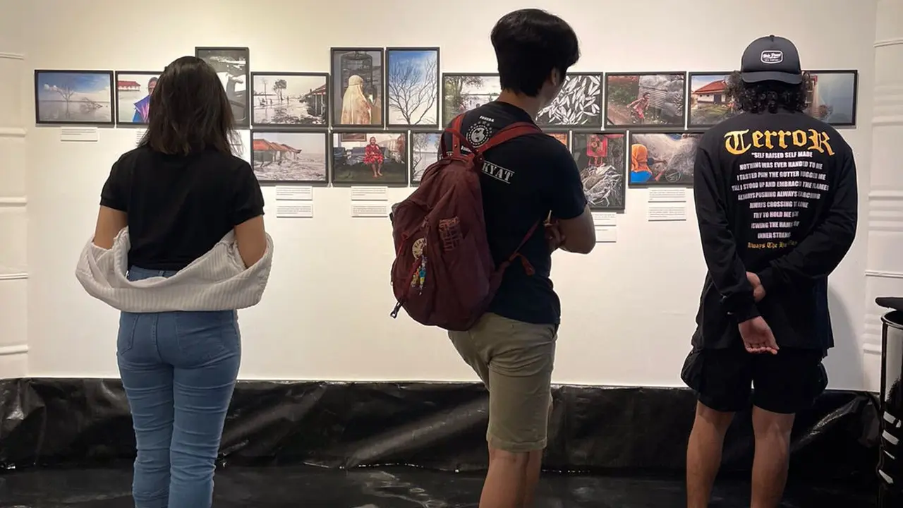 Pangunjung pameran