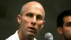 Pelatih Timnas Amerika Serikat, Bob Bradley saat konferensi pers di Hotel Cohiba, Havana, 4 September 2008. AFP PHOTO/STR 