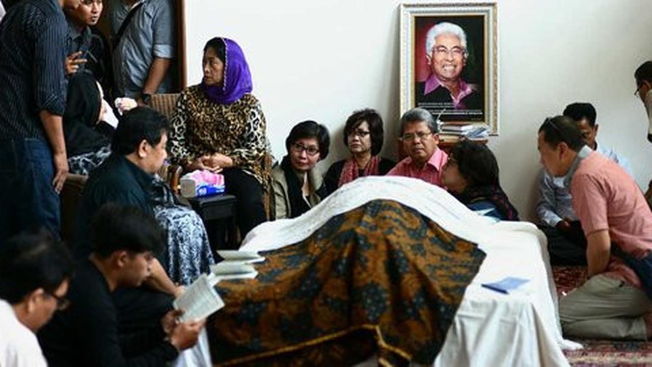 Mengenang Adnan Buyung bersama aktivis '98 melawan rezim Soeharto
