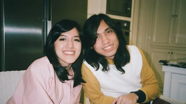 Jarang Terekspos, Ini 7 Potret Ify Alyssa dan Kekasih
