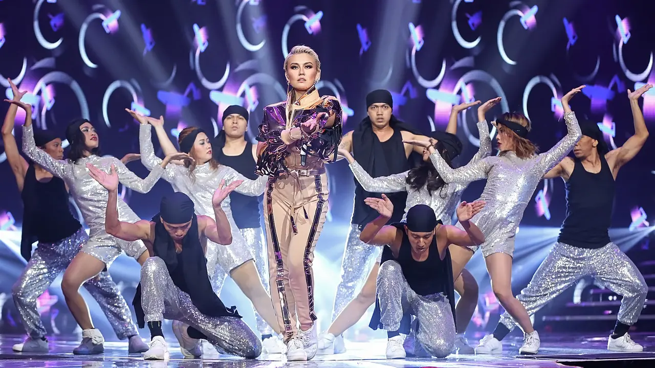 [Bintang] Agnez Mo