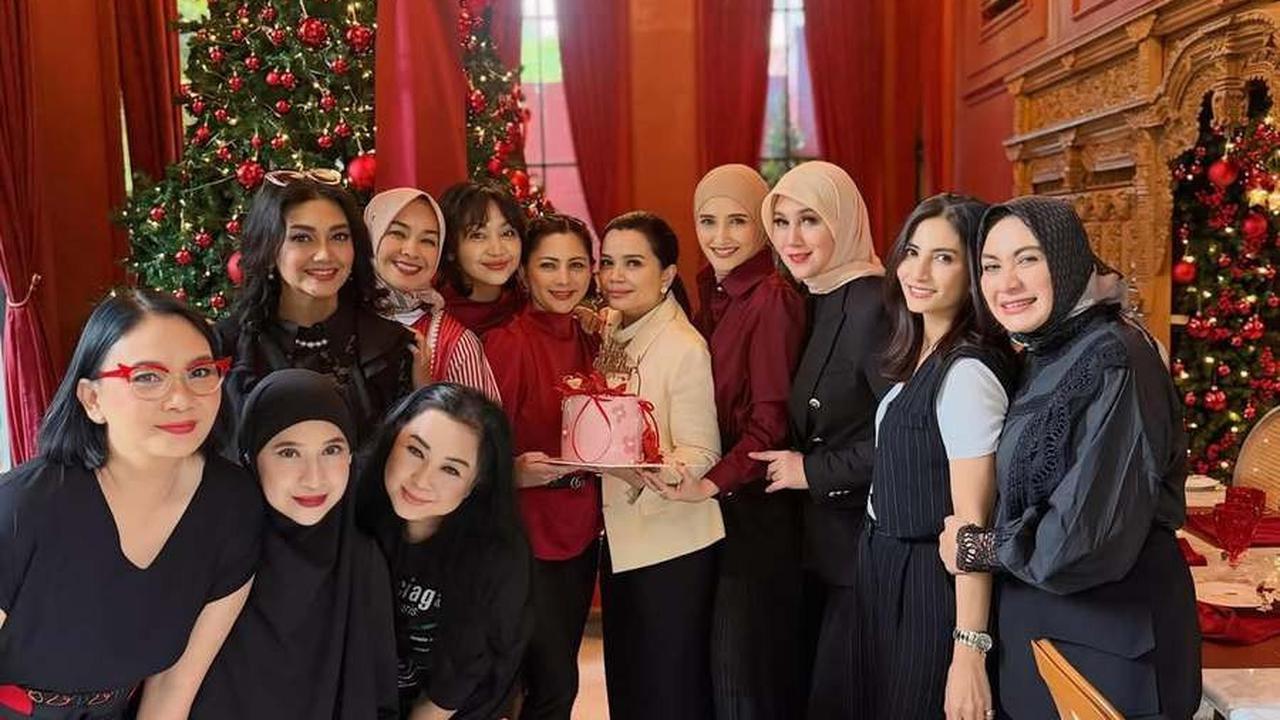 Sederet Seleb Senior Kumpul, Rayakan Ultah Inneke Koesherawati, Cut Keke dan Alya Rohali