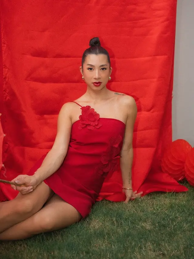 Cantik Banget! Pesona Jennifer Bachdim Tetap Body Goals Walaupun Punya Empat Anak
