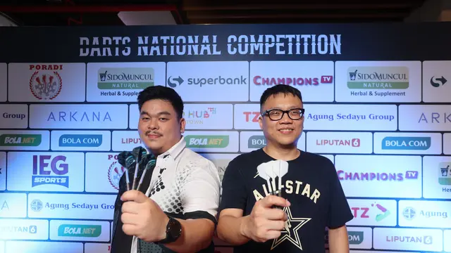 Benny dan Jordhi saat beraksi di final Darts National Competition Series 03
