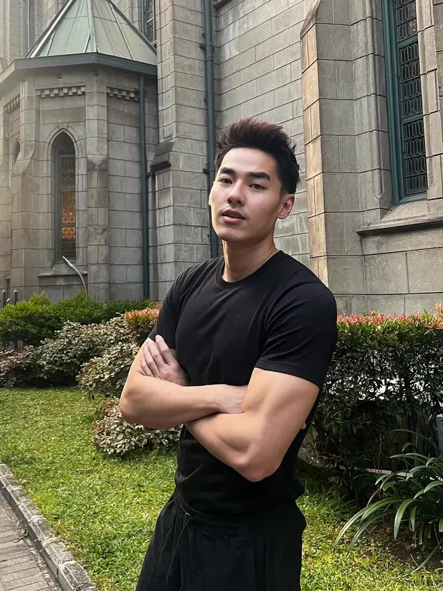 6 Potret Matthew Gilbert Pacar Berondong Nikita Mirzani, Beda Usia 14 Tahun