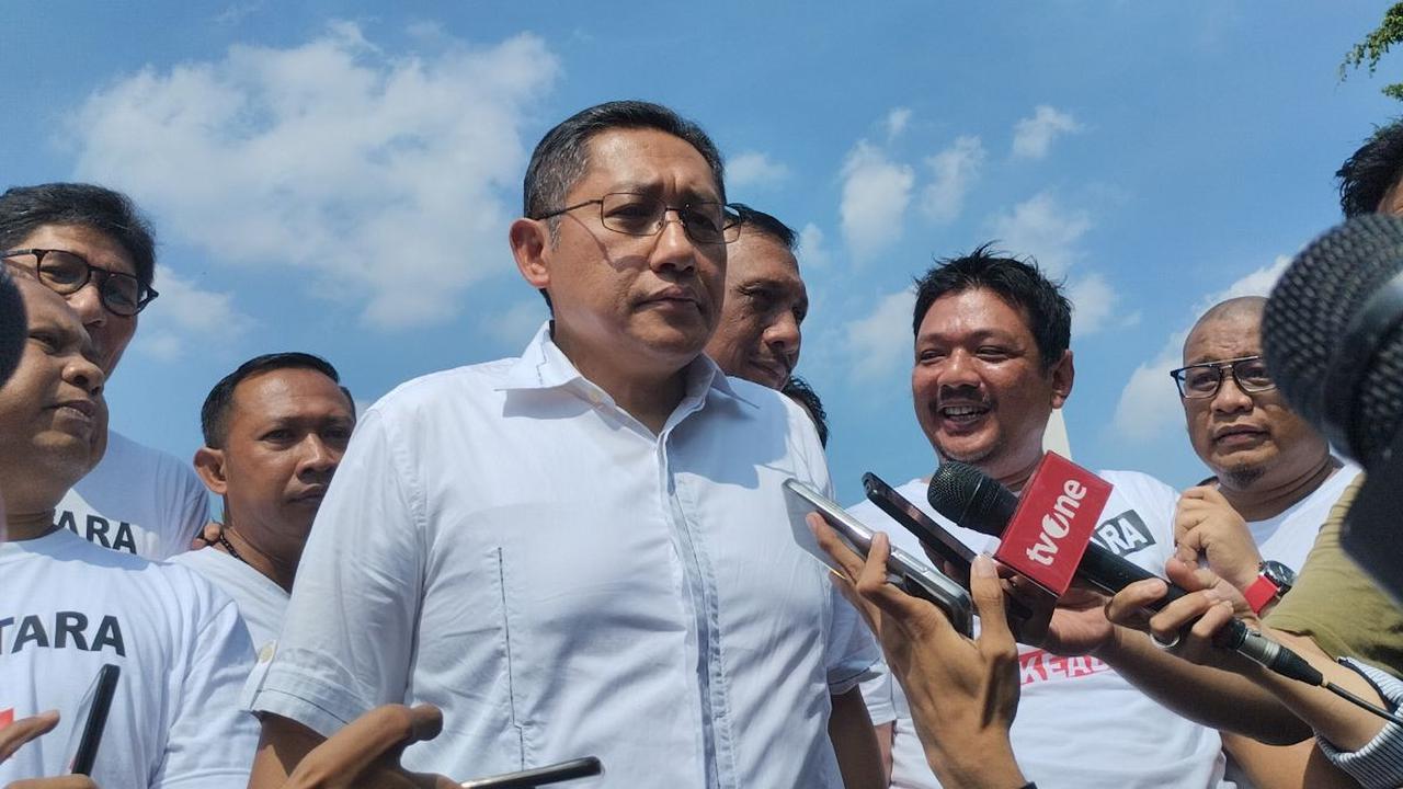 Meski dalam urusan politik di masa lampau menjerumuskannya ke ranah hukum, Anas mengaku tidak kapok kembali bergelut dengan dunia politik tanah air. Bagi dia, politik ialah panggilan untuk menjadi petugas publik.