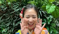 Gaya Haruka Nakagawa Dibalut Kimono saat Pulang Kampung.  [@haruuuu_chan]