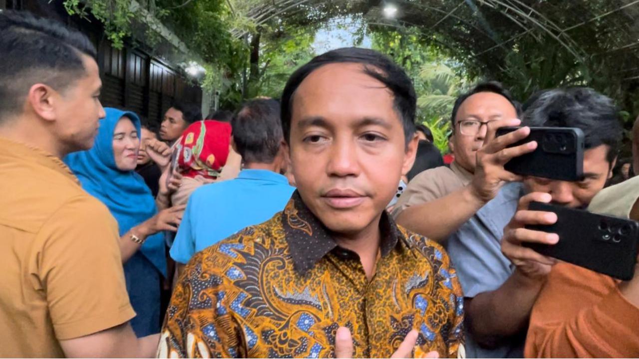 Menhut Raja Juli