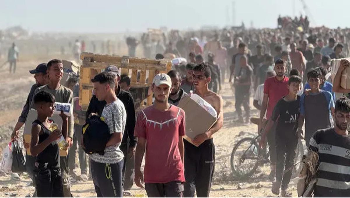 Tembakan Israel Picu Kericuhan saat Warga Gaza Serbu Pusat Bantuan Kemanusiaan