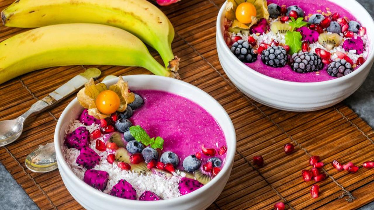 Nutrisi, dijelaskan Gia, terbagi 2 (dua) yaitu makro yang meliputi karbohidrat, lemak, protein; dan mikro yaitu vitamin dan mineral yang ada dalam sayur dan buah.&nbsp;