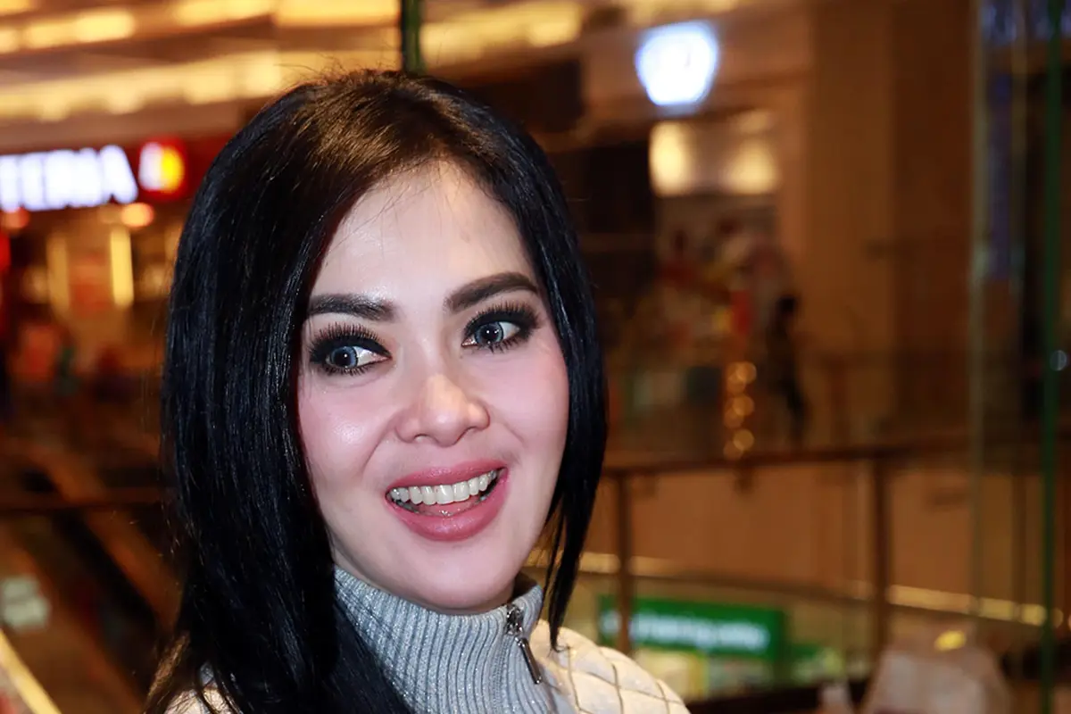 [Bintang] Syahrini
