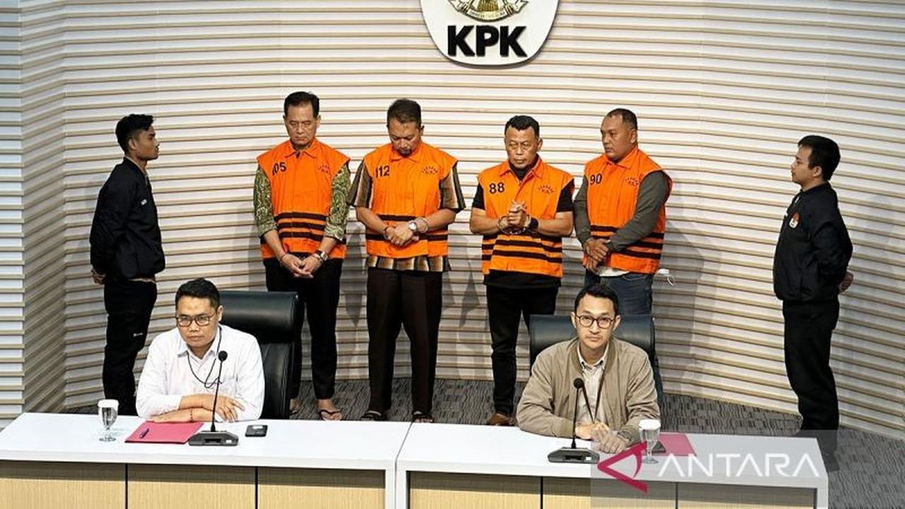 KPK Geledah Enam Lokasi di Ponorogo, Termasuk Rumah Bupati Terkait Suap Jabatan