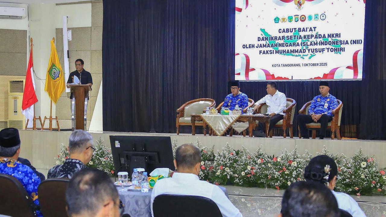 FOTO: 58 Eks Anggota NII di Tangerang Ikrar Setia ke NKRI