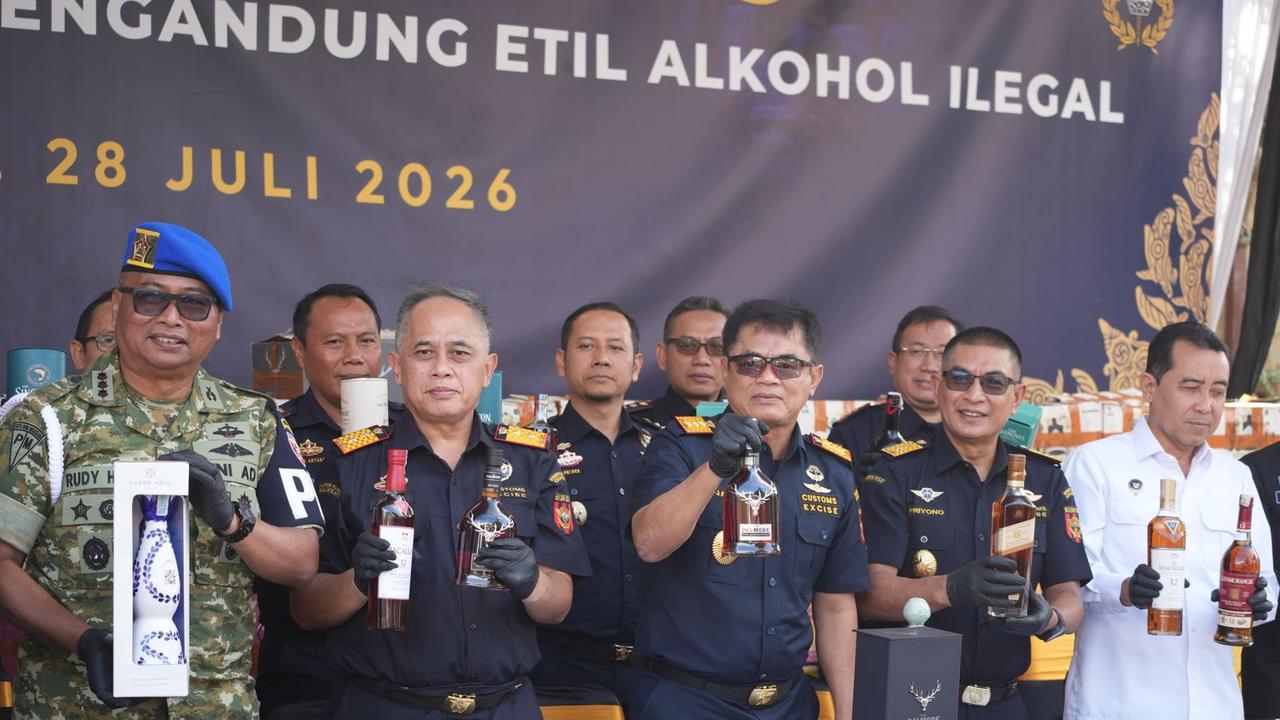 Sindikat Miras Ilegal di Bali Terbongkar, Bea Cukai Sita 19.142 Botol