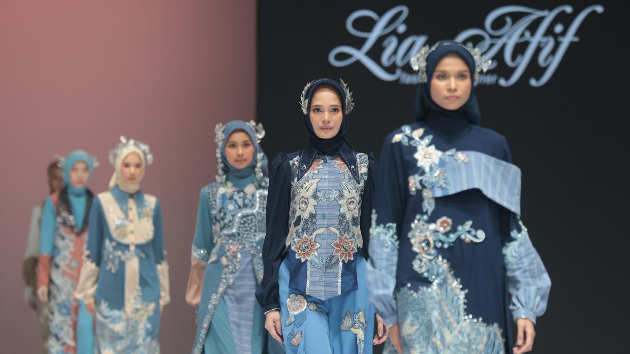 Batik Jombang Tampil di Indonesia Fashion Week 2026