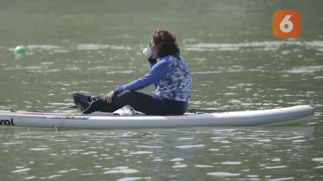 Susi Pudjiastuti Main Paddle Board