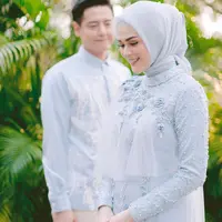 Cut Meyriska dan Roger Danuarta. (Foto: instagram.com/dierabachir)