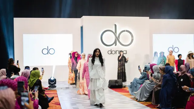 Donna Scarves dan Donna Prive