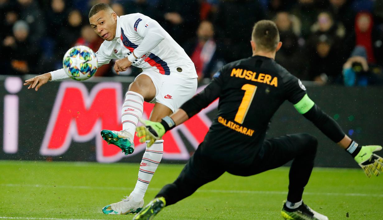 Foto Psg Pesta Gol Ke Gawang Galatasaray Bola Liputan6 Com