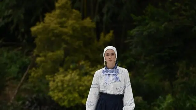 Koleksi Busana Lebaran dari Ivan Gunrawan Hadirkan Harapan, Cinta, dan Kebahagiaan di Masa Pandemi