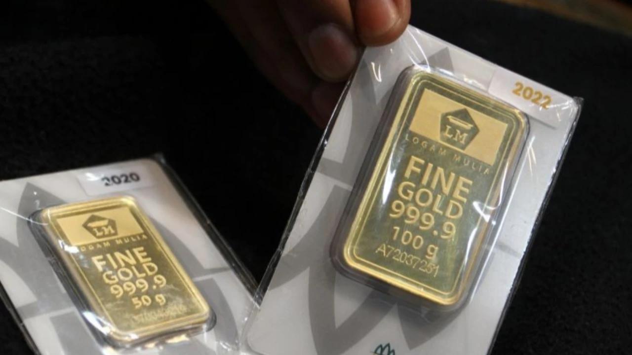 Harga Emas Antam Anjlok Rp100.000 Jumat 6 Februari 2026, Berikut Rincian Per Gramnya