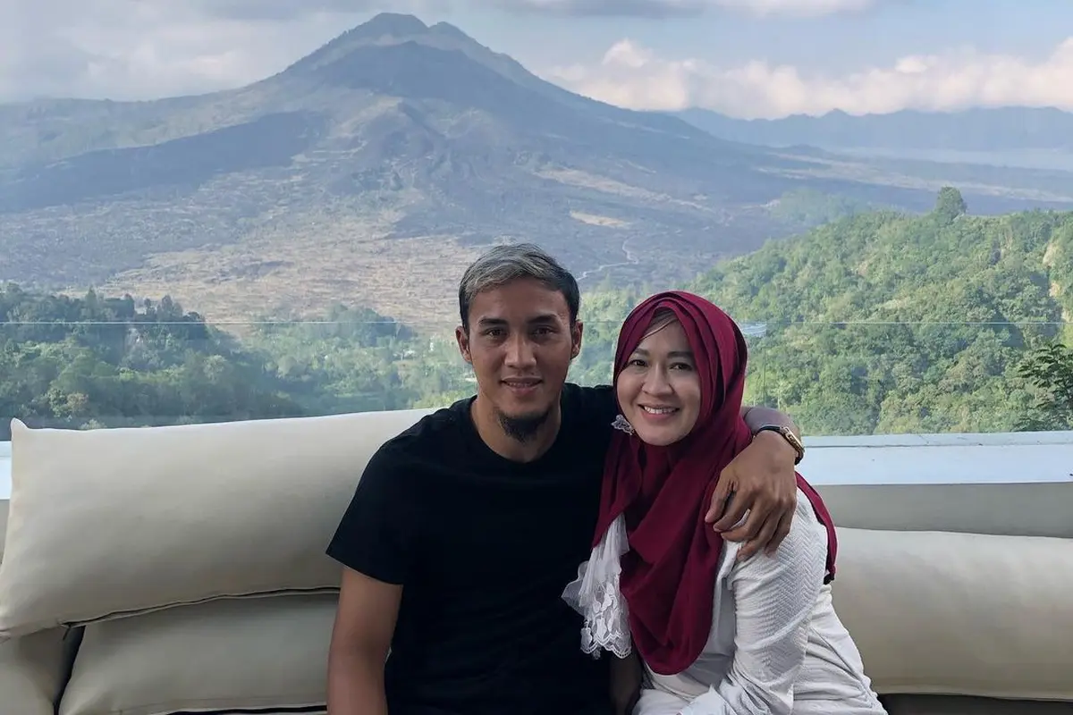 Okie Agustina dan Gunawan Dwi Cahyo