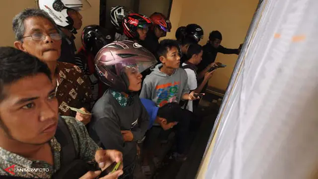 cpns-pengumuman-131010b.jpg