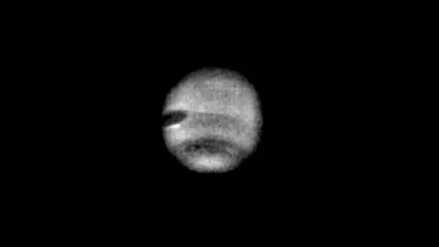 Foto Pertama Neptunus yang diambil oleh Voyager 2 NASA pada 25 Agustus 1989 (NASA)