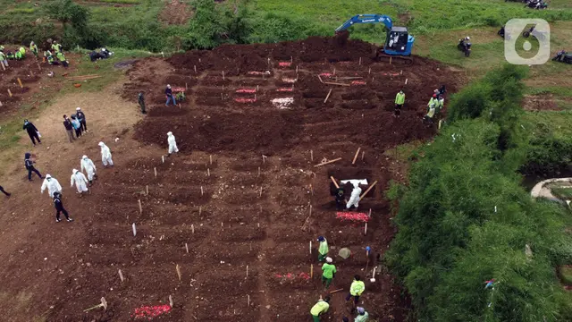 FOTO: Sepekan Dibuka, 350 Lebih Jenazah Dimakamkan dengan Protokol COVID-19 di TPU Srengseng Sawah
