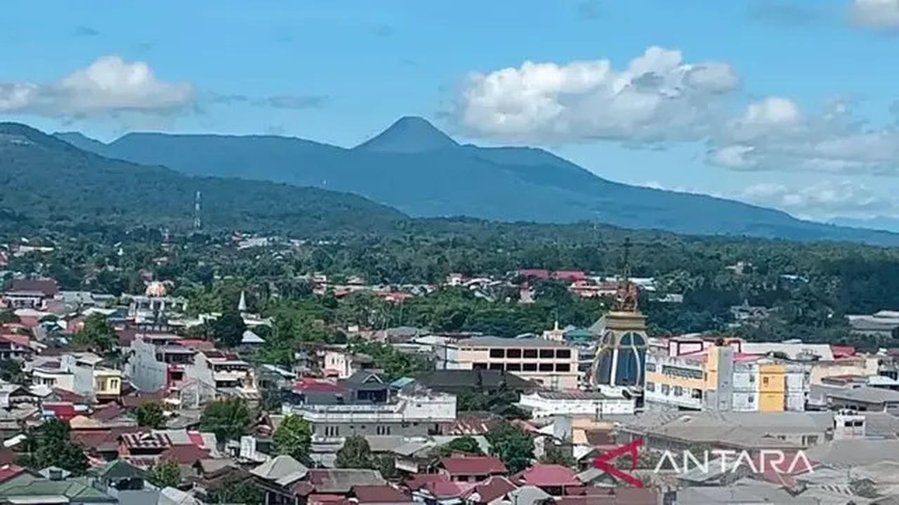 Gunung Soputan Berstatus Waspada, Pendaki dan Warga Diminta Tingkatkan Kewaspadaan