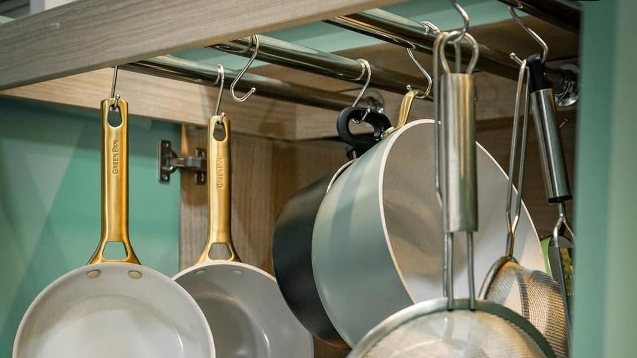 Potret Dapur Sharena Delon