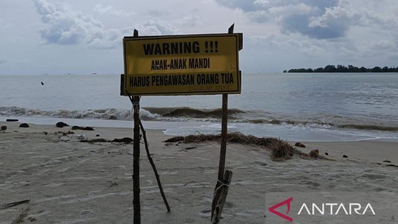 Imbauan BPBD Babel: Hindari Pantai Saat Malam Tahun Baru Akibat Potensi Cuaca Buruk Ekstrem
