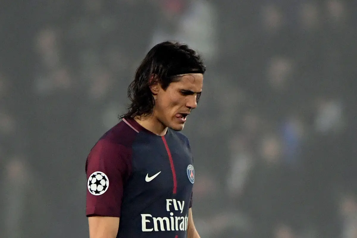 Kalah dari Real Madrid, Edison Cavani Tertunduk Lesu