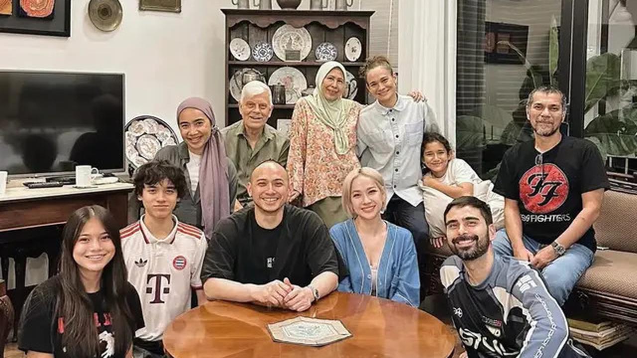 Intip Potret BCL Makan Siang Bareng Anak dan Suami, Sosok Perempuan Muda Bareng Noah Curi Perhatian