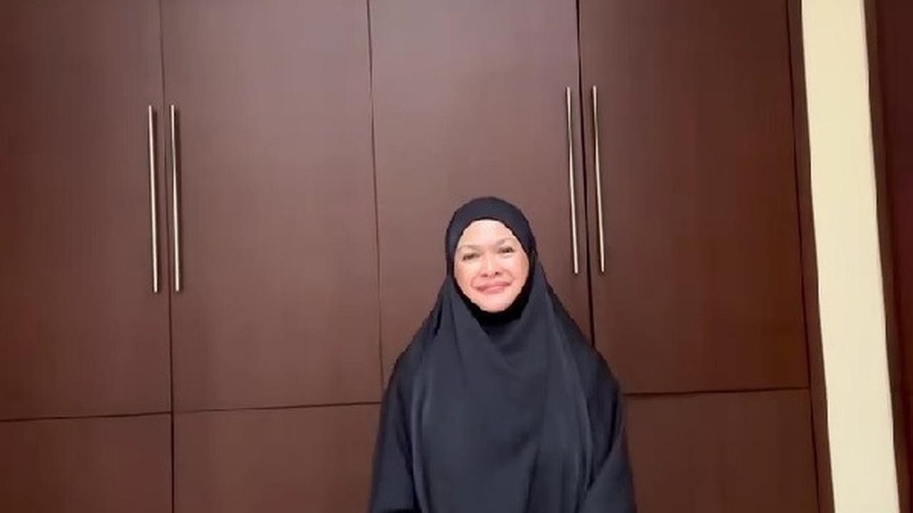 Potret Donna Harun Tampil Berhijab hingga Bercadar Curi Perhatian Netizen, Sebut Ingin Jadi Wanita Sabar dan Tenang