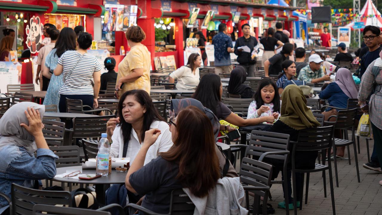 Pasar Senggol 2025 di Summarecon Mall Bekasi