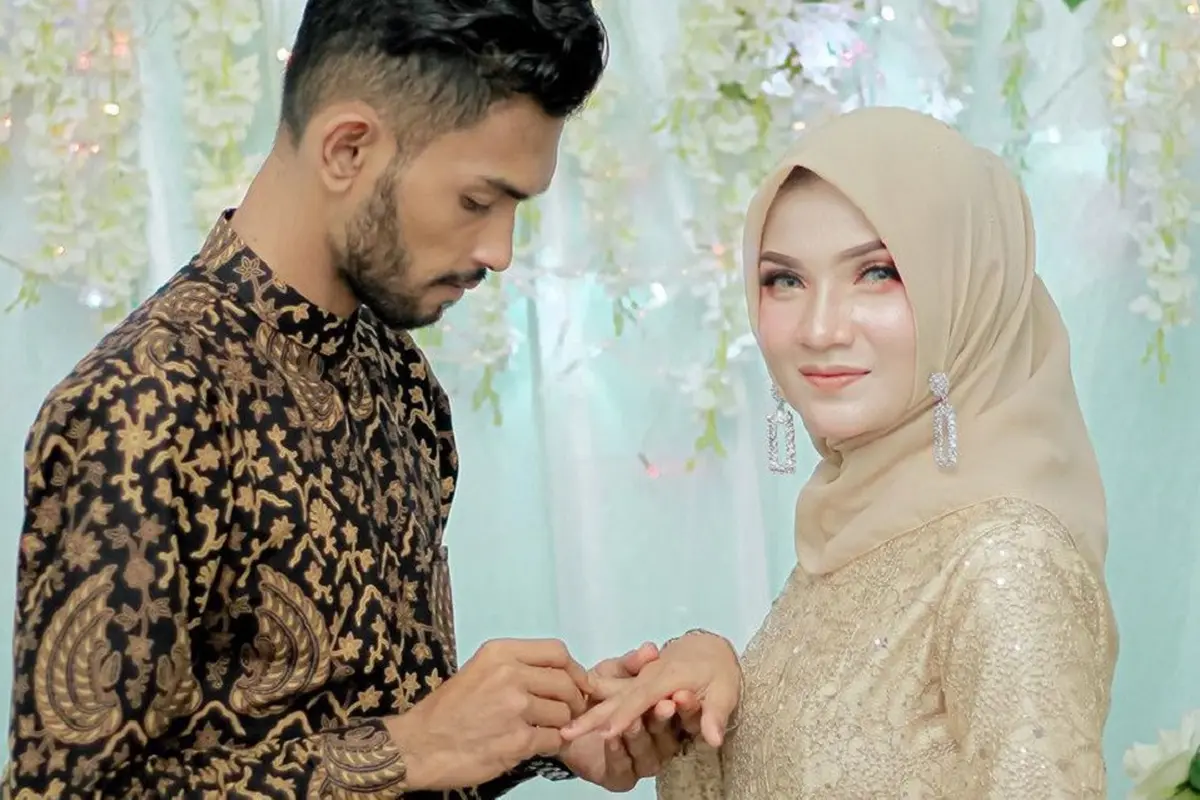 6 Potret Cantik Sriwahyuni, Calon Istri Martunis Anak Angkat CR7