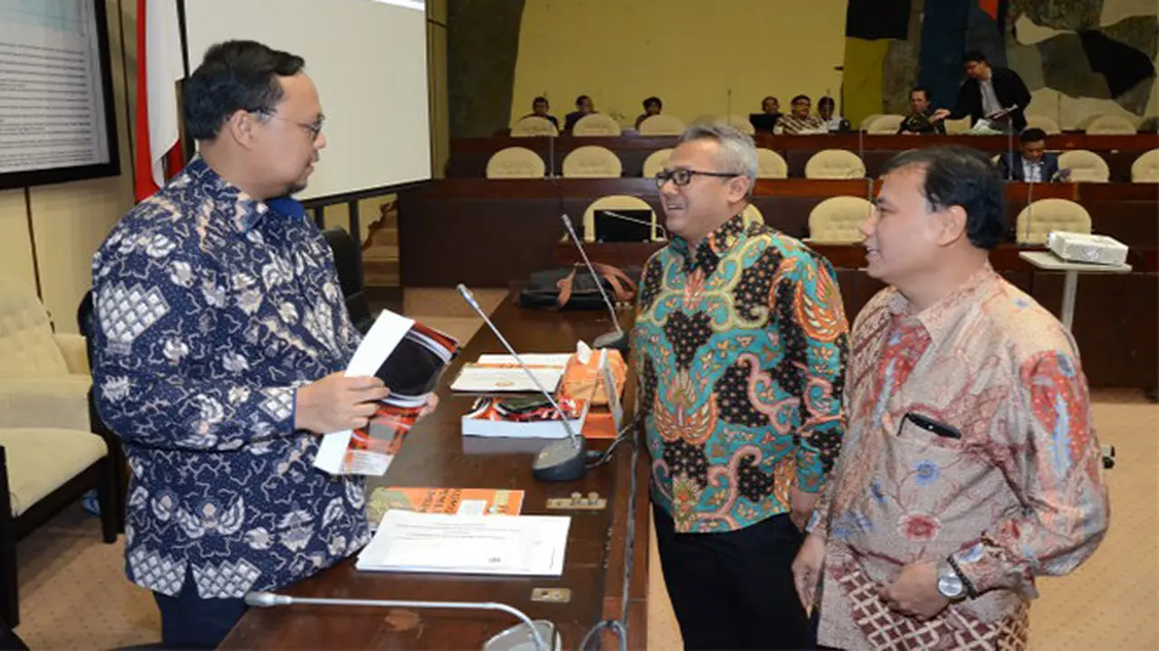 Komisi II DPR RI RDP dengan KPU dan Bawaslu