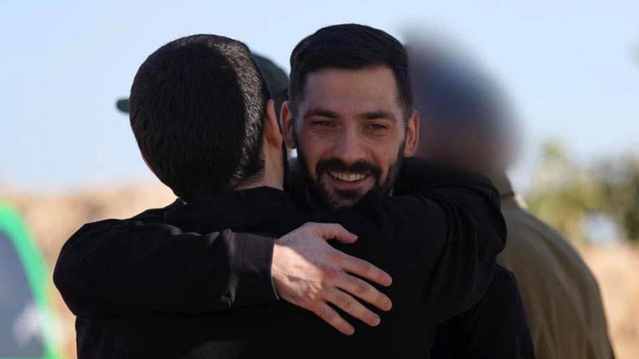 FOTO: Akhir Penantian Dua Tahun, Seluruh Sandera Israel Dibebaskan Militan Hamas
