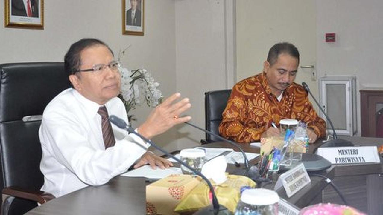 Menko Rizal: Cari pulsa telepon lebih mudah ketimbang token
