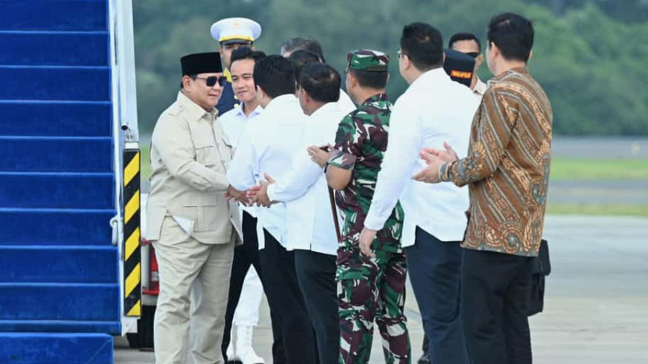 VIDEO: Kejutan! Teddy Blak-blakan Prabowo Bawa Oleh-Oleh Rp380 T Usai 6 Hari Kunjungan Luar Negeri