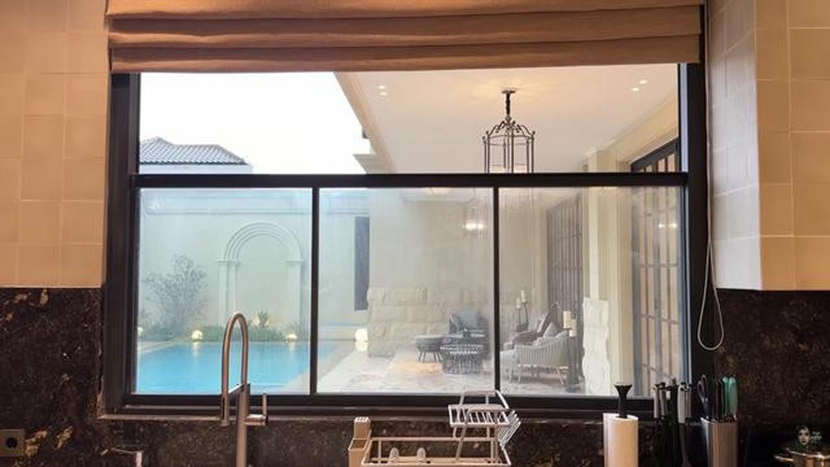 9 Potret Dapur Kotor di Rumah Baru Tasya Farasya, Mewah tapi Tetap Fungsional