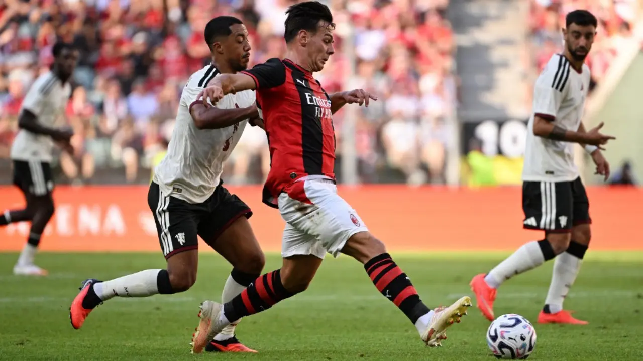 Manchester United Vs AC Milan
