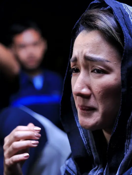 Melly Mono mengaku bahwa ia menyesal belum bisa menepati janji Almarhum Nazmul Irphan ketika ia masih ada. (Adrian Putra/Bintang.com)