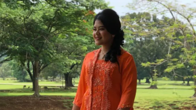 Sederhana Namun Elegan, Kahiyang Ayu dalam Polesan Makeup Natural