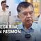 Jusuf Kalla mendatangi gedung Bareskrim Polri. Kedatangan Wakil Presiden ke-10 dan ke-12 RI itu untuk melaporkan tuduhan yang menyebut dirinya sebagai penyokong dana kasus ijazah palsu Jokowi.