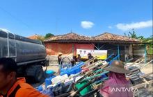 Fakta Unik Kekeringan: BPBD Bangkalan Salurkan Bantuan Air Bersih ke Puluhan Desa Terdampak
