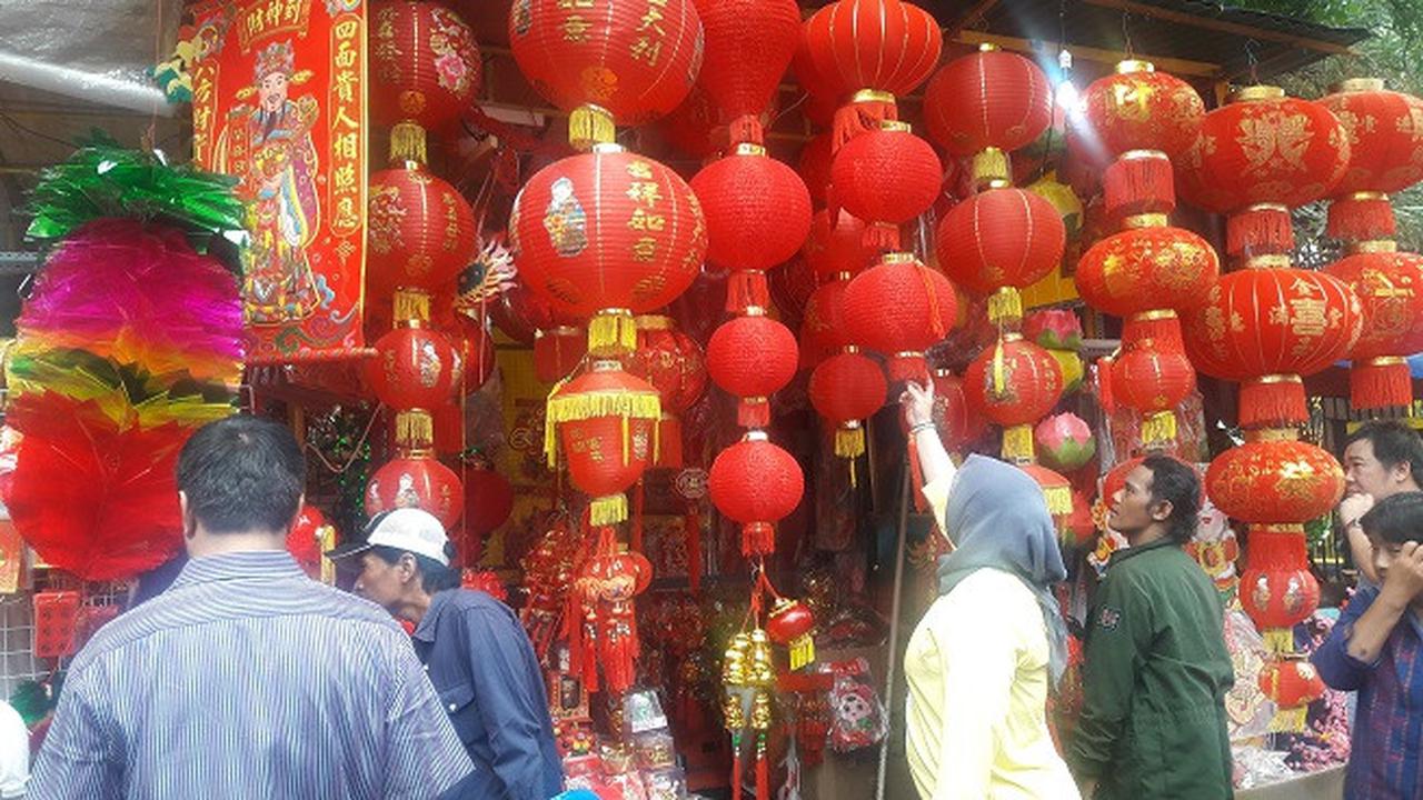 Suasana Jelang Imlek di Pasar Petak Sembilan Glodok