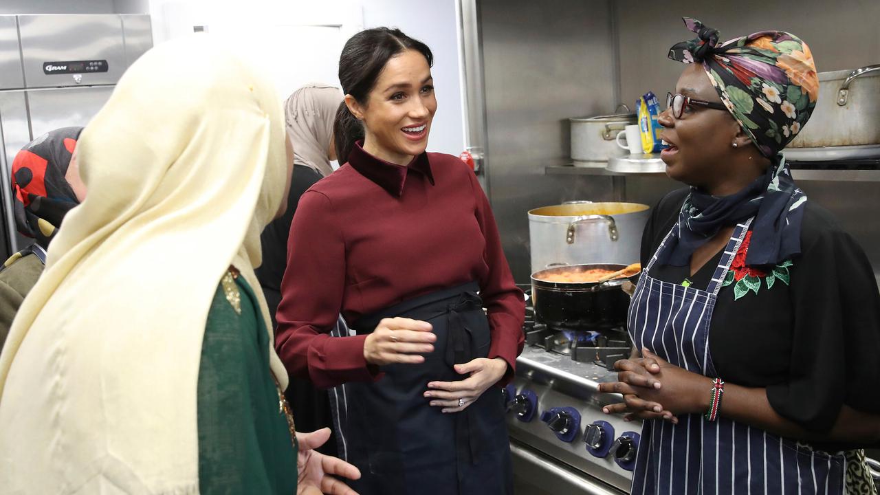 Intip Meghan Markle Masak Bareng Wanita-Wanita Muslim di London