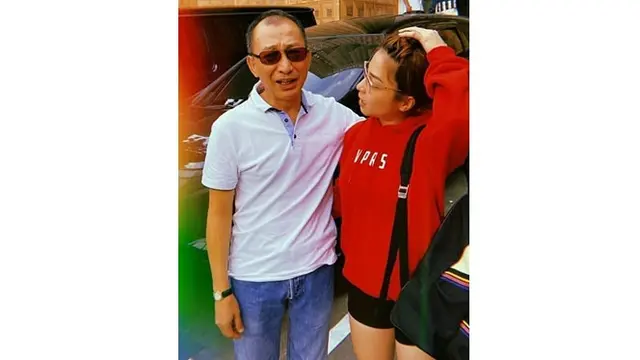 Meninggal Dunia, Ini 5 Potret Kenangan Nikita Willy Bersama Ayahnya